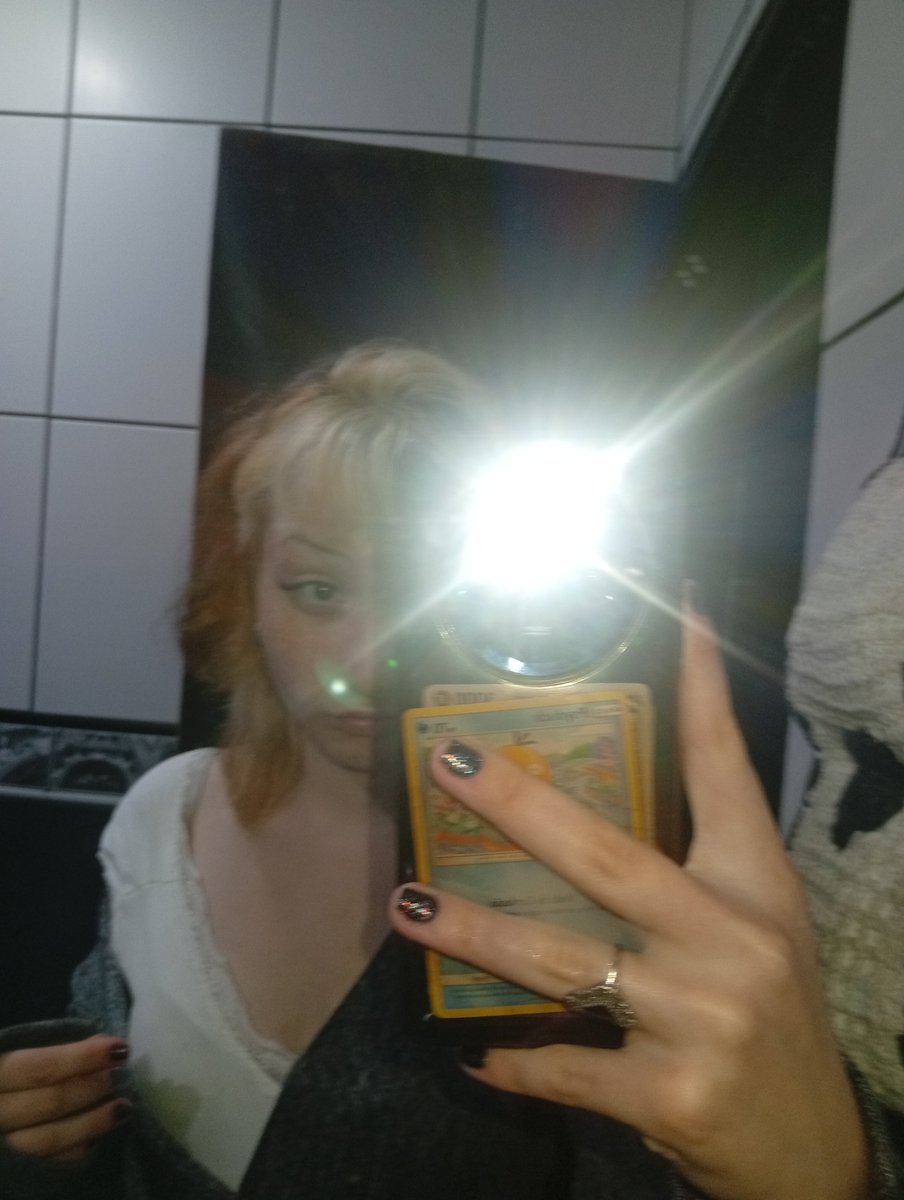 florestyul's tweet photo. COMO EU, UMA MERA MORTAL CONSEGUIU FICAR COM A MULHER MAIS LINDA DA FACE DA TERRA, MEU DEUS, EU TE AMO MEU AMOR EU TE AMO https://t.co/ijs4FtbJXI