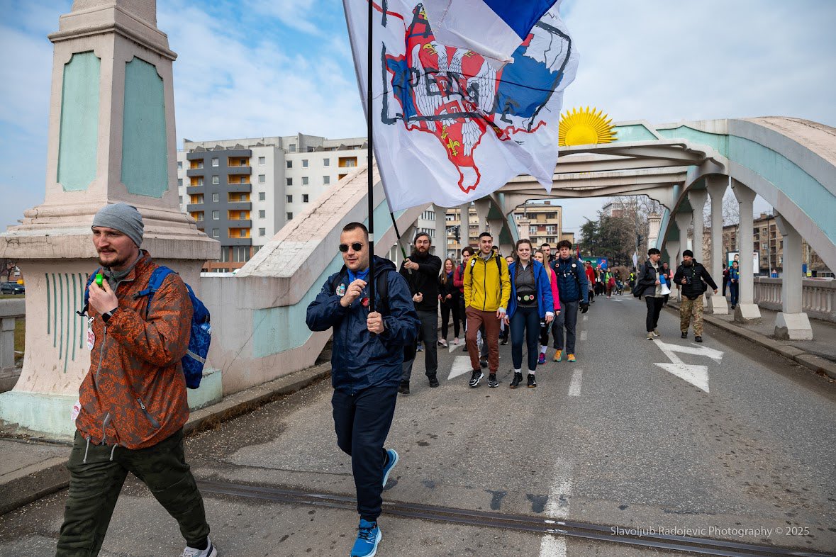 Savanator95's tweet photo. Samo 3! 
Ako bude trebalo ponovo cemo prsaka za Beograd. https://t.co/i4mUiFyvLf