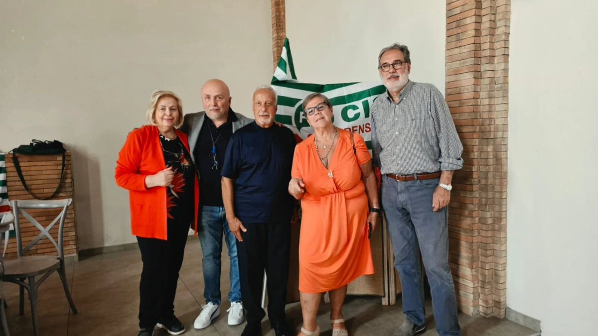 cislprpc's tweet photo. 👏 Antonio Colosimo è il nuovo Segretario della #FNPCISL Parma Piacenza.
Subentra ad Aldo Baldini, che ringraziamo per l’impegno di questi anni.
Da CISL Parma Piacenza, buon lavoro ad Antonio e a tutta la Segreteria FNP!
Il comunicato: https://t.co/s6O0gOCke9 https://t.co/XJ4RvQcNJI