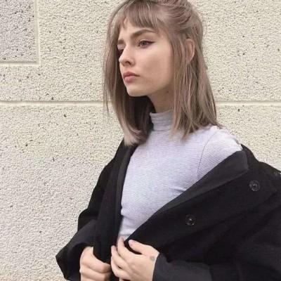 Debbie69237536's tweet photo. 🍀 🌹 Debating if I should dye my hair https://t.co/Otv0rMwWjp