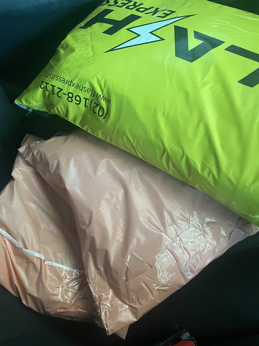 kuichevid's tweet photo. ส่งของทุกวันนะคะ สนใจตัวไหน DM ได้เลย

#ส่งต่อเสื้อผ้า #ส่งต่อเสื้อผ้ามือสอง #ส่งต่อเสื้อผ้ามือ2 #เสื้อผ้ามือสองสภาพดี #เสื้อผ้ามือสอง #เสื้อผ้ามือสองราคาถูก #เสื้อสเวตเตอร์ #เสื้อครอป #เสื้อคลุม #กระเป๋ามือสอง #รองเท้ามือสองสภาพดี https://t.co/vnJwKcpBYs