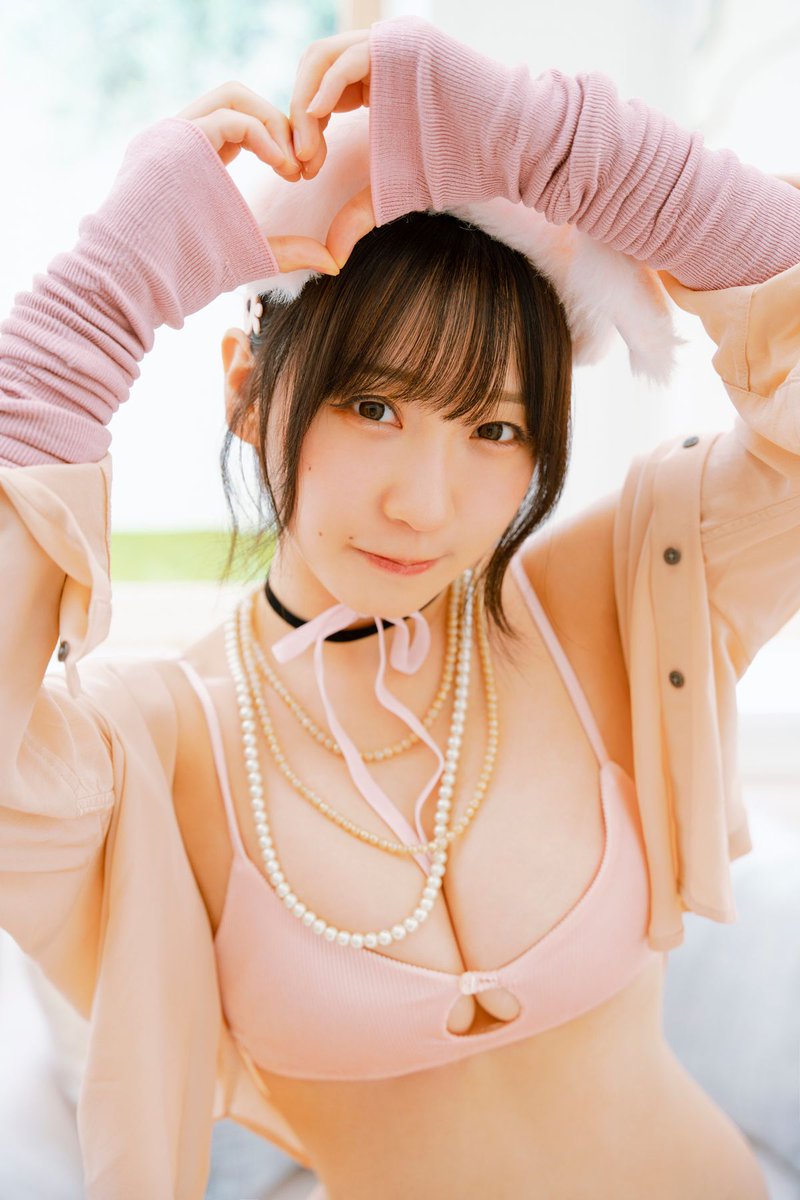Pixel_R0nin's tweet photo. 伊織もえ #伊織もえ https://t.co/yBLO0GQnfy
