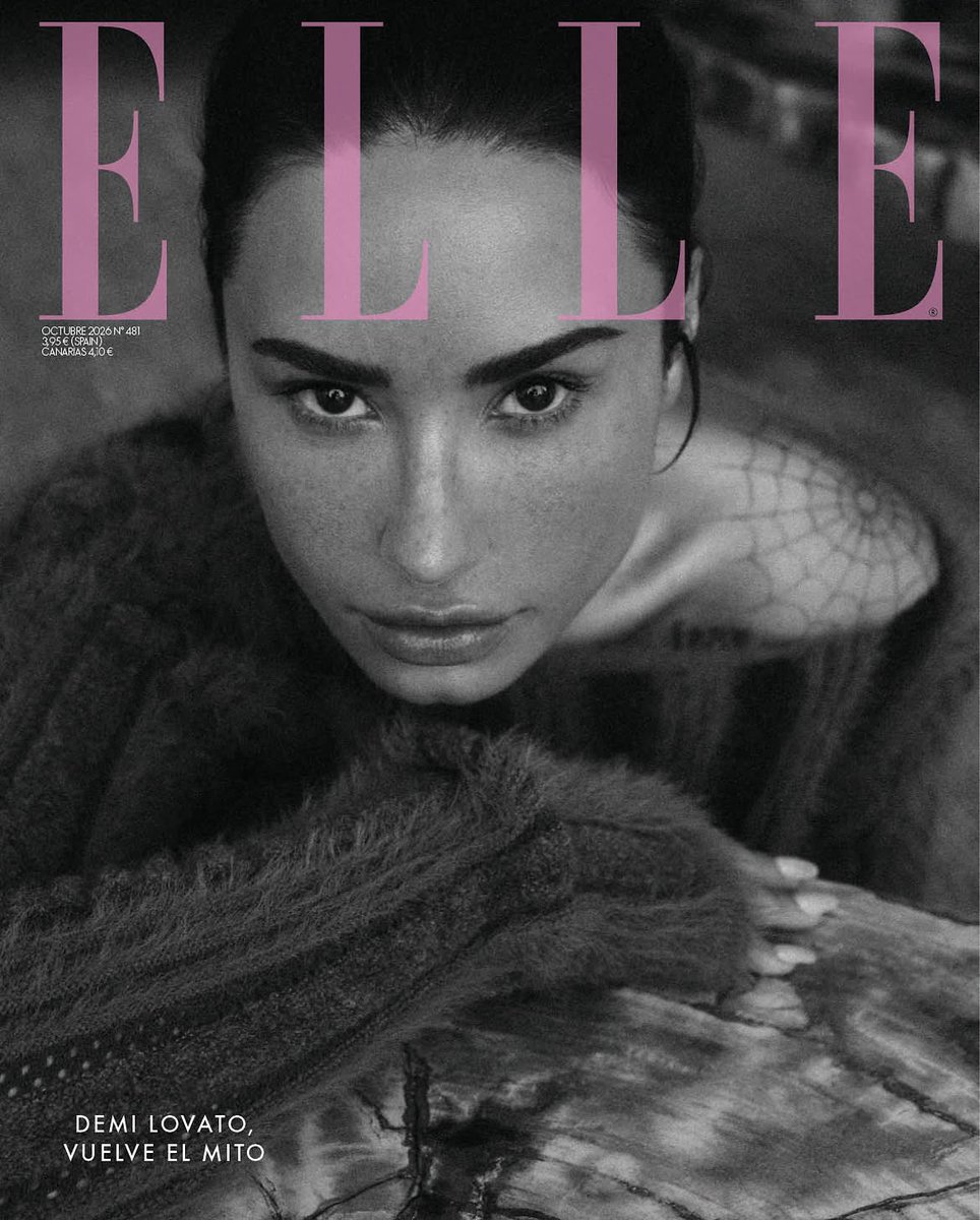 demilovatobr's tweet photo. Demi Lovato estampa a capa da edição de outubro da revista ELLE Espanha. ✨ https://t.co/Ur9oh9aLWp