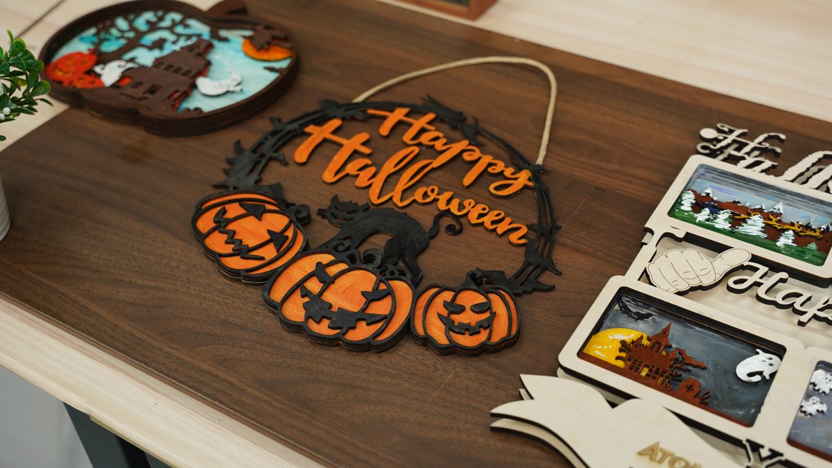 IKIEROffical's tweet photo. POV: Your Halloween decorations are about to get a DIY upgrade. 🎃

Starting with a simple piece of wood, we used IKIER to create these pumpkin-inspired home decorations — perfect for adding a little spooky charm to your space. 🧡

What should we make for Halloween next? 
#IKIER https://t.co/bvsPnQeLOx