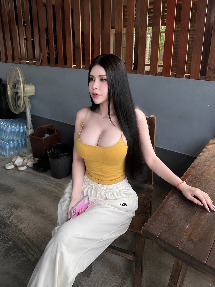 uoukxw's tweet photo. 💄”ตอนแรกก็ไม่เชื่อ จนกระทั่งลองใช้เอง... ไอเทมลับที่บิวตี้บล็อกเกอร์เกาหลีโหวตให้เป็นอันดับ 1!“ 🦋 ครีมกันแดดเนื้อซูเฟล่ บางเบา คุมมันนาน 💗  

🆔  lamoon69        

#สุราษฎร์ธานี #วคสุราษฎร์ https://t.co/t5jPkeFubx