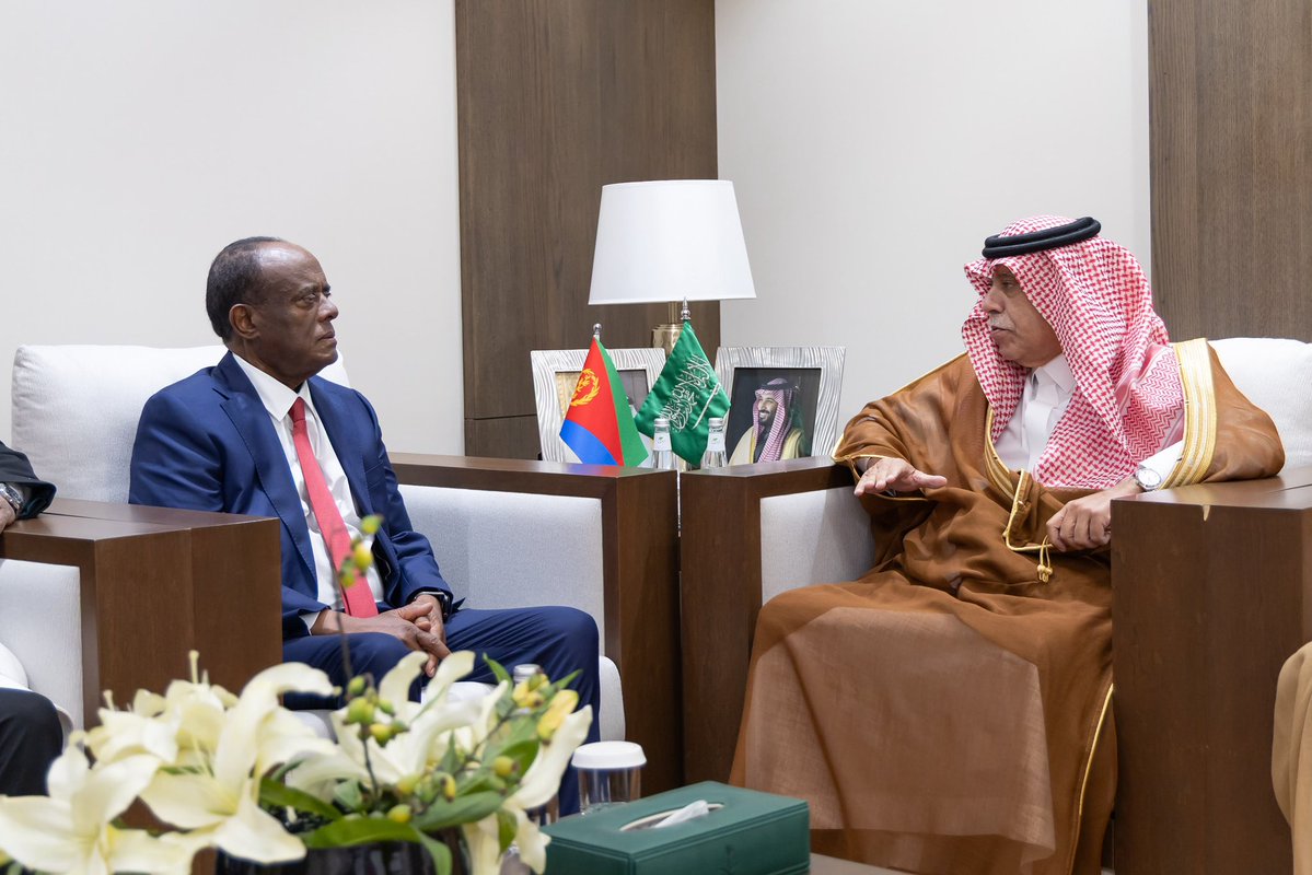 malkassabi's tweet photo. اجتمعت اليوم بمعالي وزير الصناعة والتجارة الإرتيري السيد نصر الدين علي بخيت، وبحثنا فرص التعاون المشترك في القطاعات الواعدة لبلدينا الصديقين، وسُبل تطويرها. https://t.co/sZKvN6Oy3y