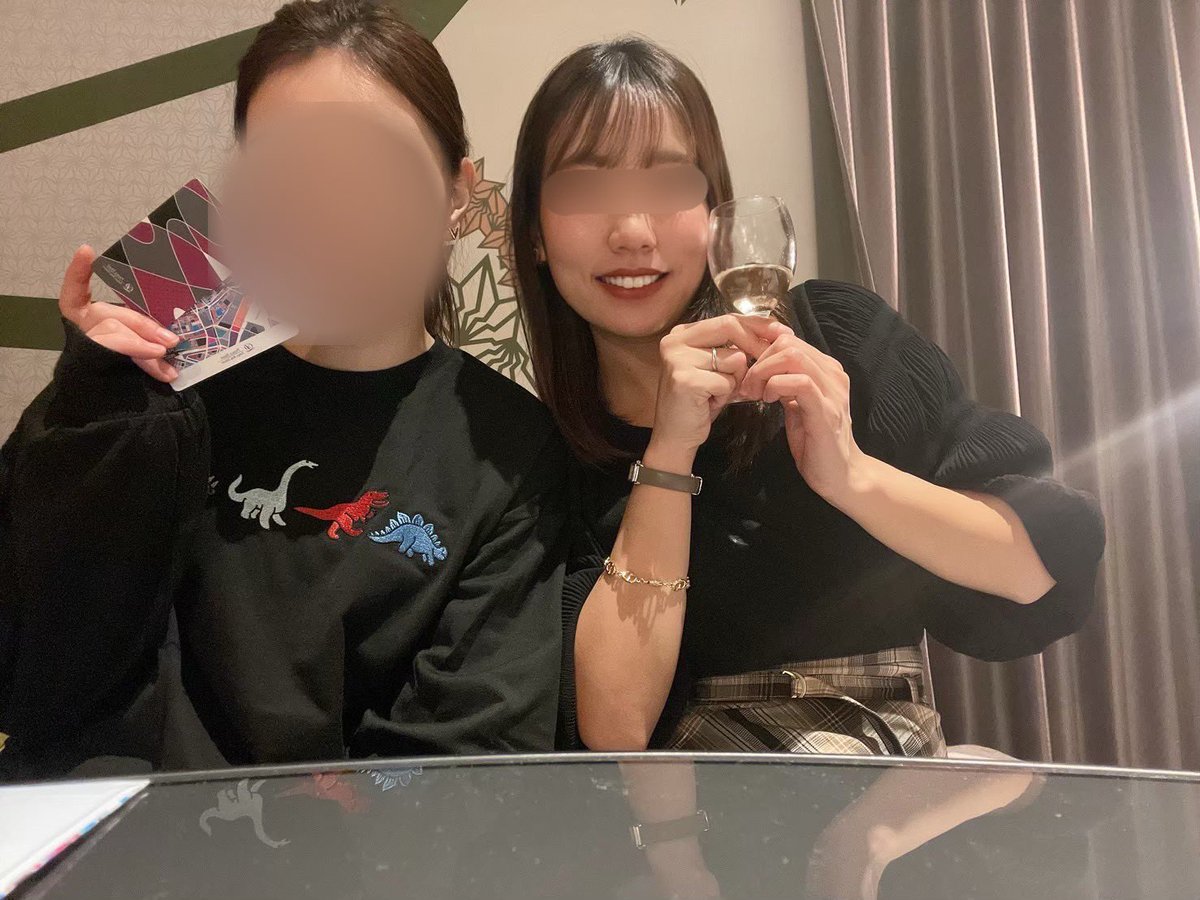 mrw0_3's tweet photo. 妻にNTR癖を告白後
妻の学生から私と付き合うまでの
クラブで…合コンで…飲み屋で…
仲のいい友人と… 女友達と…
と、聞けば聞くほど出てくる話🤤

色々な写真が意味深。 https://t.co/MBmDTcgU1r