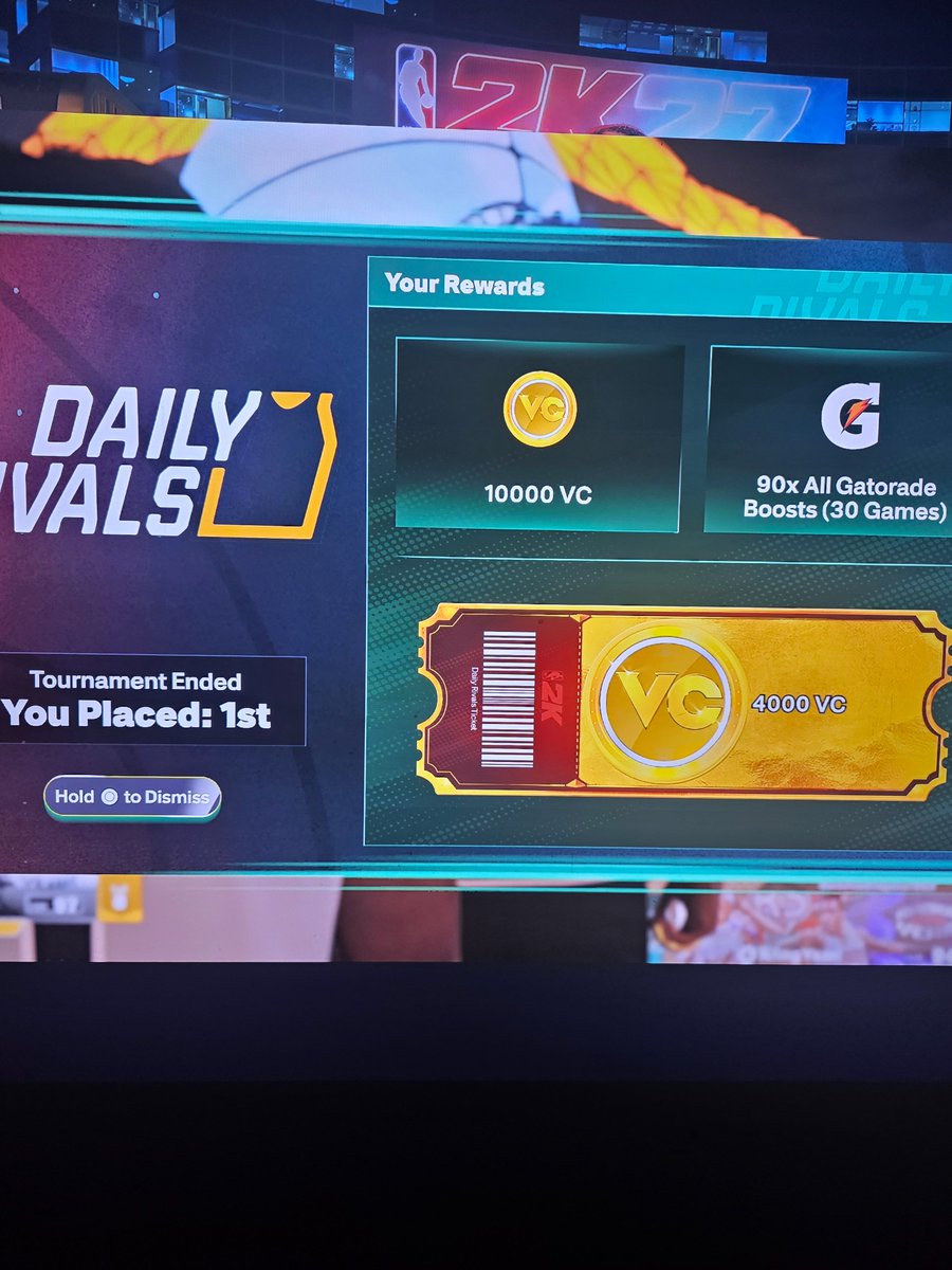 DAY_LATE_GAMING's tweet photo. @BADGEPLUG got first place just for 4000 vc is this a glitch https://t.co/LKifDfZSeo