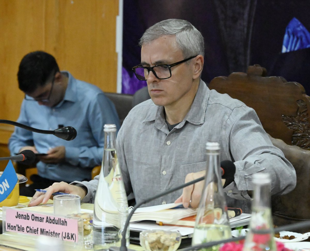 CM_JnK's tweet photo. Chief Minister today chaired a comprehensive review meeting in Pulwama to assess the progress of developmental works across the district. He directed the concerned departments to expedite ongoing projects and assured priority attention to the district’s key developmental requirements.

The meeting was attended by Deputy Chief Minister, Ministers, Advisor to CM, local MLAs and senior officers of the administration.

During the visit, the Chief Minister also dedicated to the people development projects worth ₹86 crore across key sectors, including infrastructure, agriculture, school education, health and tribal welfare.
