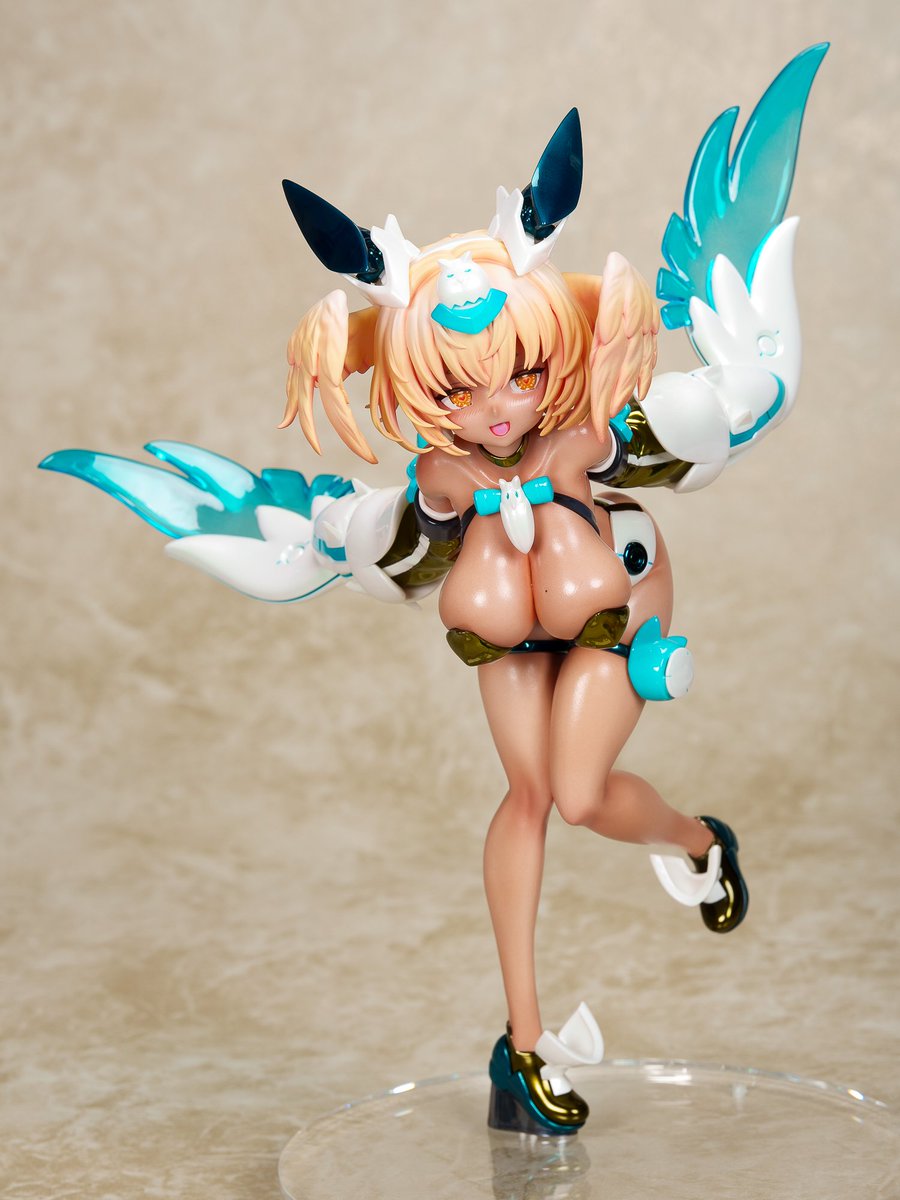 Nanzefu's tweet photo. メガミデバイス プニモフ 金シャオ 塗り終えり
PUNI☆MOFU とかいう効果音ではない、これはコトブキヤの罠です https://t.co/kFdWnO378B