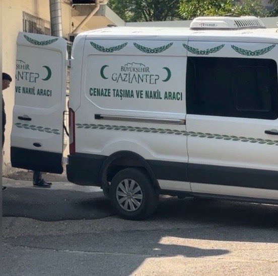HVMHaber's tweet photo. Gaziantep'te bir fabrikada buhar kazanın patlaması sonucu ağır yaralanan 16 yaşındaki işçi, kaldırıldığı hastanede hayatını kaybetti. https://t.co/I5t5ve0IH7