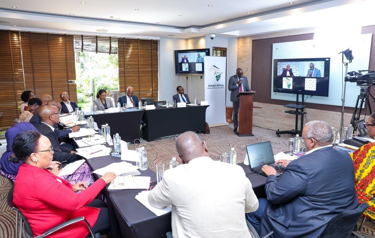 SolomonADersso's tweet photo. A very significant report not just in its diagnosis but its articulation of what needs to be done for changing, as part of ongoing policy processes including #APSA review, the sliding trajectory of @_AfricanUnion's role in peace &amp; security. 🙏🏾 to @elghassimw &amp; 🇰🇪 meeting experts. https://t.co/sdbGxAbNKT