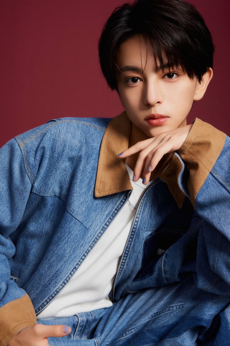 bitekicom's tweet photo. ICEx #八神遼介 さんが登場🧊🤍

視線を惹きつける、ミュートブラウンの陰影メイク。
この秋冬にぜひ取り入れてみて🍂

🔗 https://t.co/gDj2QYsVaY

#EBiDAN https://t.co/PmiDOInJXF