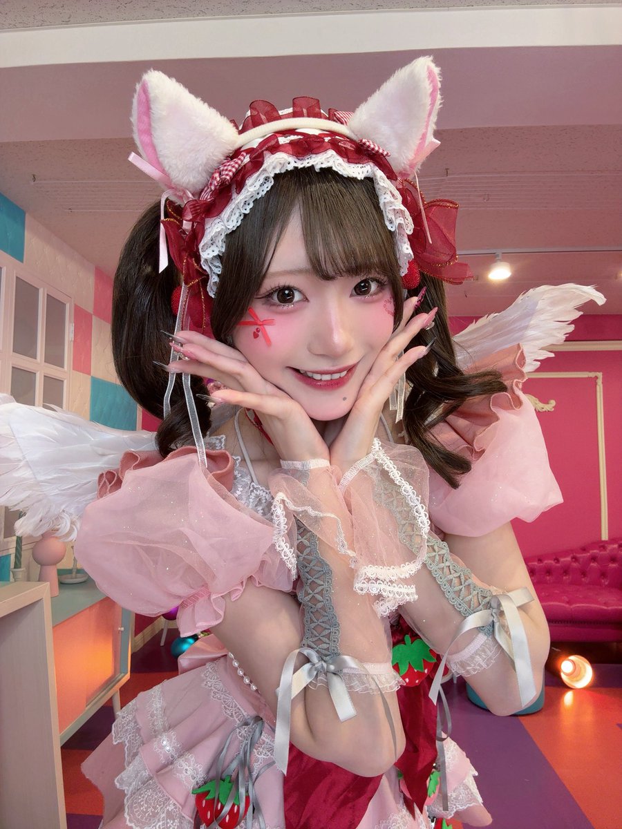 PAGM_AMU's tweet photo. 飼ってくれますか❔🩷 https://t.co/85aBydJnV3