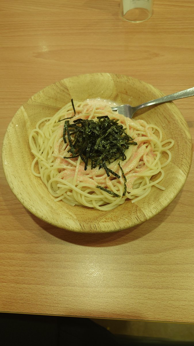 Freeter_Inurou's tweet photo. 晩飯前のおやつ(›´ω`‹ ) https://t.co/hcJDT8frf5