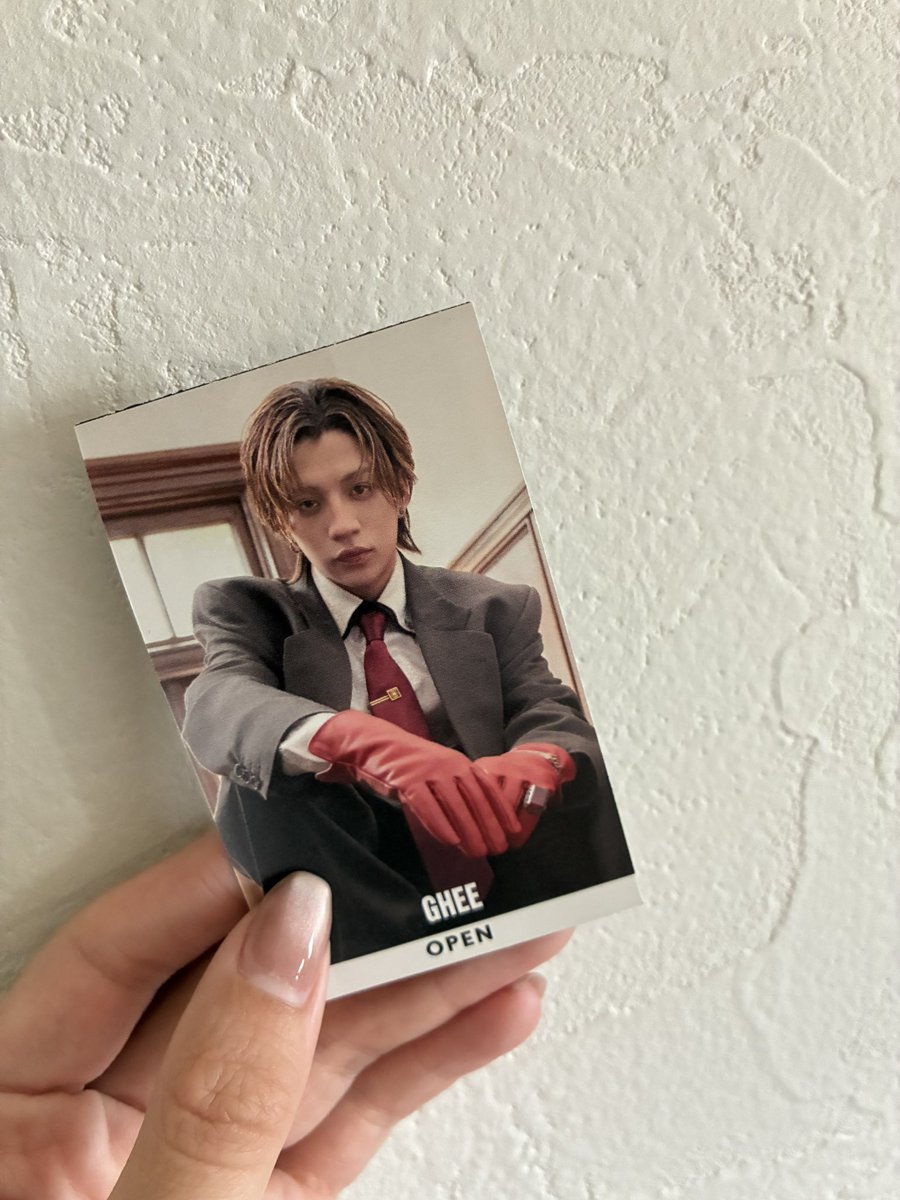 hal__gh's tweet photo. 時差post ✎️ꪑ
念願の記念撮影当選🙌💛
しかもGHEEくんのくじで😭
ツーショット選択させてもらったけど
他メンのやじがおもしろかった笑笑
#WHH #wolfhowlharmony
#WHC https://t.co/5wWkADIqfr