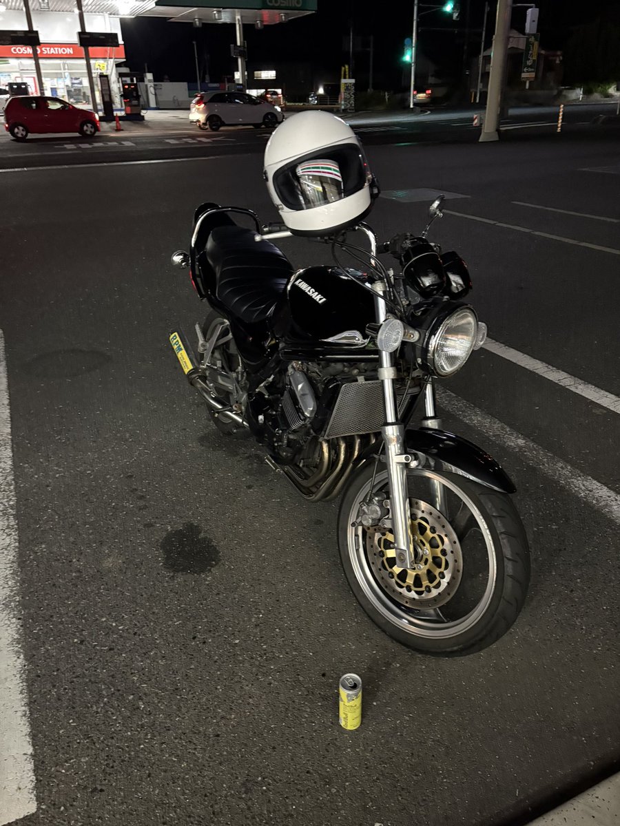 tomatoman001's tweet photo. バイク出勤DAY 透明シールドもええね https://t.co/cR2ELCutyq