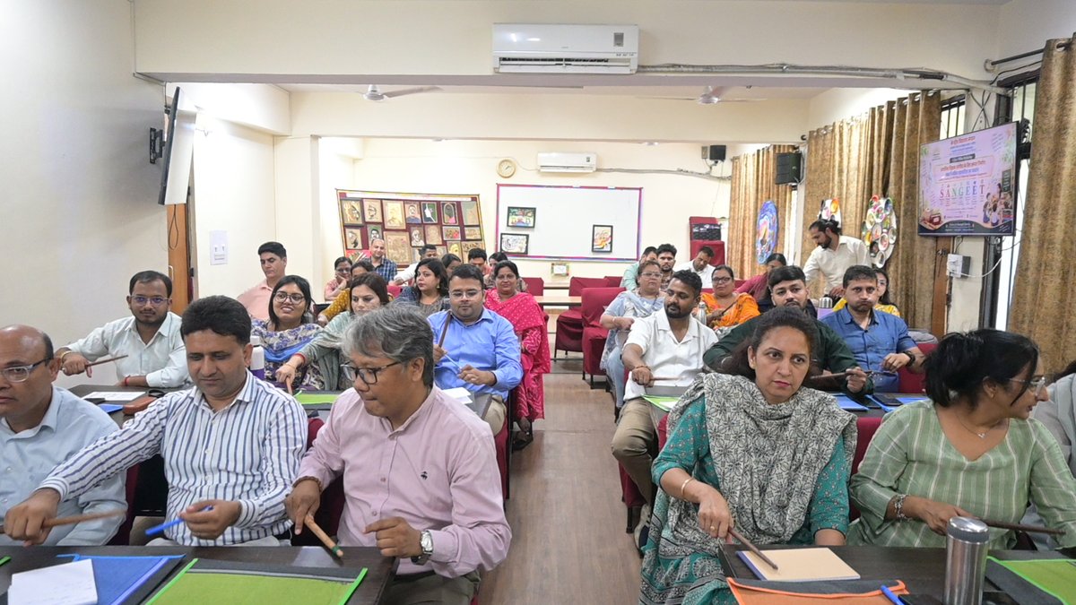 KVSZIETCHANDIG1's tweet photo. Where Every Classroom Learns in Harmony!
The 5-Day Offline Workshop “Capacity Building for PRT (Music): Enhancing Classroom Engagement” is underway at KVS ZIET Chandigarh (14–18 Sept 2026).
#Kendriya Vidyalaya Sangathan
@KVS_HQ #KVS @ZietKvs
@KVSZIETCHANDIG1 https://t.co/kXMhS9PSpF