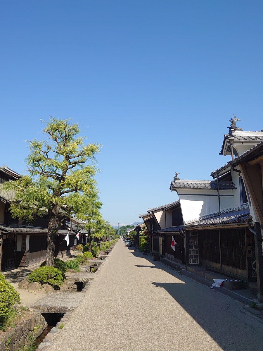 a_jrand's tweet photo. #雨の日は青空の写真を貼ろう https://t.co/Koai6aYnbn