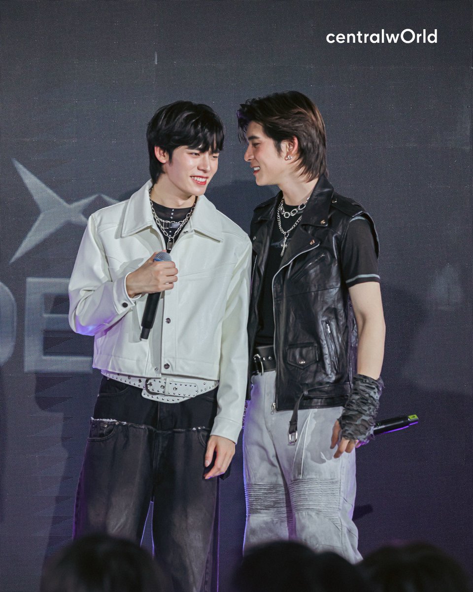 centralwOrld's tweet photo. Teetee Por DEXX ที่งาน 𝗟𝗔𝗕𝗫 𝗚𝗥𝗔𝗡𝗗 𝗢𝗣𝗘𝗡𝗜𝗡𝗚 𝗗𝗘𝗫𝗫 𝗧𝗛𝗘 𝗫𝗣𝗘𝗥𝗜𝗘𝗡𝗖𝗘 ✨ 𝟰𝗧𝗛 𝗔𝗡𝗡𝗜𝗩𝗘𝗥𝗦𝗔𝗥𝗬 : 𝗧𝗛𝗘 𝗕𝗜𝗟𝗟𝗜𝗢𝗡 𝗠𝗜𝗟𝗘𝗦𝗧𝗢𝗡𝗘 

#LABXxDEXXGrandOpening
#DEXXth
#LABXClinic
#มีXต้องมีDEXX
#centralwOrld https://t.co/3YNydaoL6y