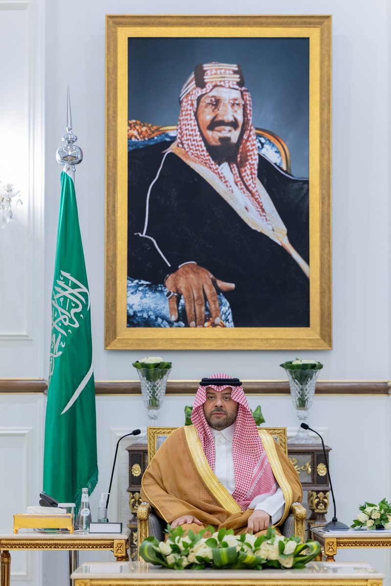 NorthborderSA's tweet photo. سمو #أمير_منطقة_الحدود_الشمالية يكرّم الفائزين في "إنبثون إمارة الحدود الشمالية"
https://t.co/lY54zZnaxL https://t.co/V3UYoNNMwZ