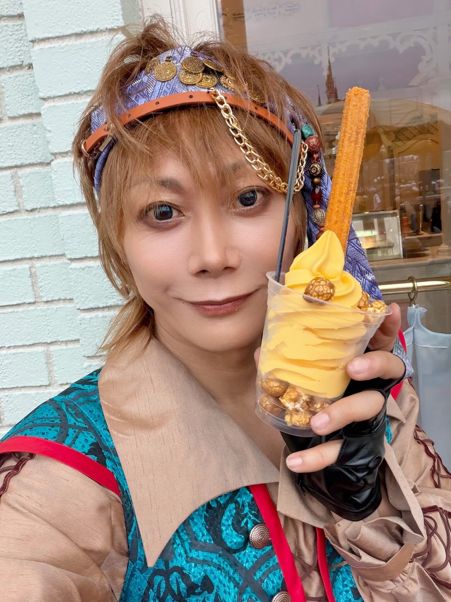 Kimeru_'s tweet photo. ディズニーハロウィーン初日✨️

ザ・ヴィランズ・ハロウィーン
“Into the Frenzy” 🎃🏴‍☠️

海賊ダンサー衣装で
Dハロ仮装を楽しんできたよ♪

#Dハロ仮装 #Dハロ仮装2026 https://t.co/CV1uGlOkHl