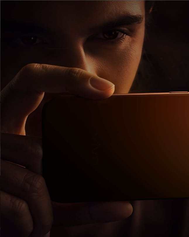 aalam_prevej's tweet photo. Capture the moment. Create the story.Make it cinematic.
Coming soon.

#vivoV80 #ComingSoon #MyCinematicMoments #vivo https://t.co/PRfKwoeBlg
