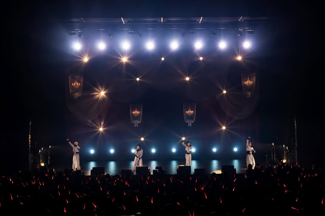 precarious9's tweet photo. EXILE TRIBE MAGAZINEを更新しました。

2025年、念願の初単独ツアー『WOLF HOWL HARMONY LIVE &amp; FANMEETING 2025 ～BAKUON DREAM～』を走り切ったWOLF HOWL HARMONY🐺
全18公演を振り返り、LOVEREDと過ごした初のファンミツアーについてメンバーが語ります🗣️ https://t.co/dh48RxxNch