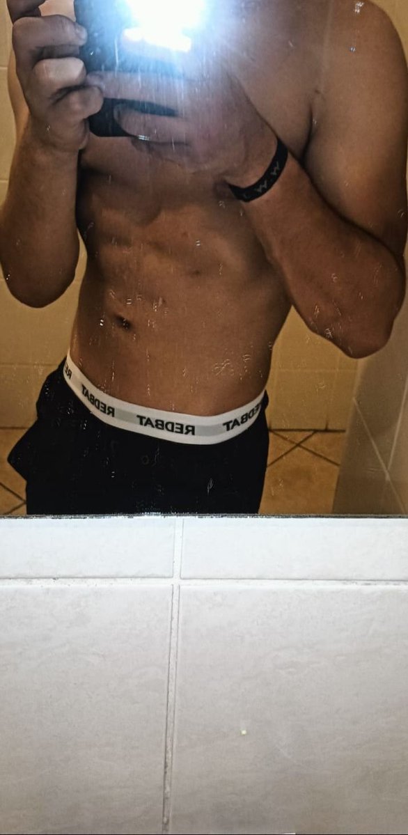 TrustedGrowthPR's tweet photo. 🦸‍♂️  Trusted Growth Presents :

🔥 Young 🔥

21 from South Africa 🇿🇦

👇🏽SUB Now for FREE 👇

https://t.co/Z9hUQdjU4T

Twitter: @YoungMan21SA https://t.co/khdH6SiMRp