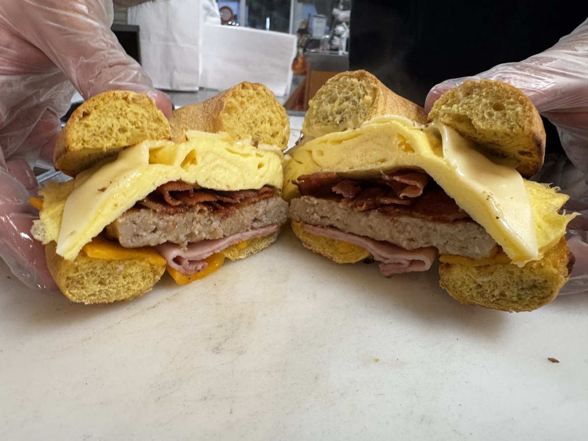 bagelicious57's tweet photo. It's Wednesday, boost your week with a Megalicious from Bagelicious, featuring bacon, ham, sausage, egg, American, and cheddar cheese on your favorite bagel. Order now at https://t.co/WS6aFiPTlg.
#happyhumpday
#bagels
#megalicious
#bagelicious https://t.co/1voMt42g90