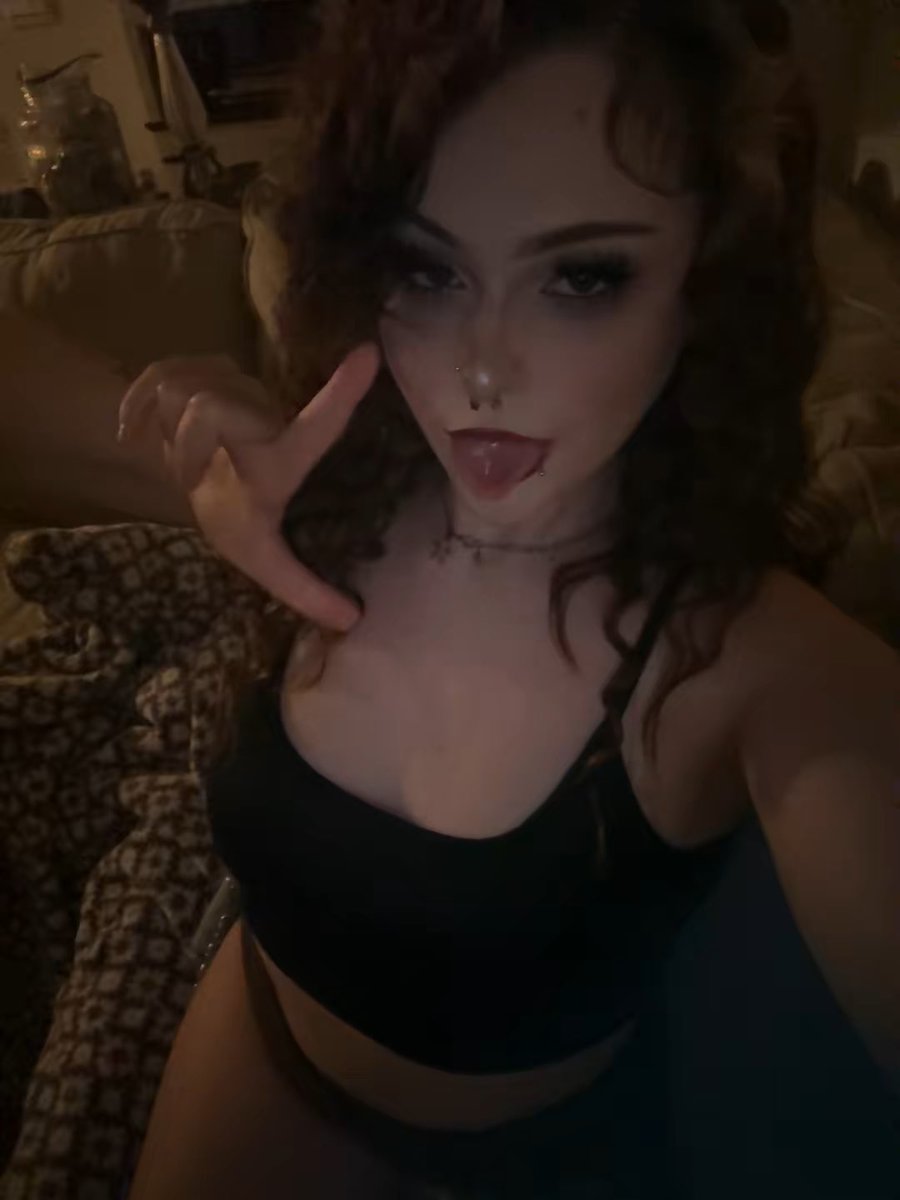 svccubusriri's tweet photo. worship me 

footfetish feetworship goddesspay paypig footmistress footgoddess feetparadise solegoddess footpics feetpics nsfwtwt nsfw feetfetishly feetcreators feetusa toes soles footlover footbuyers https://t.co/d5bCni2x2E