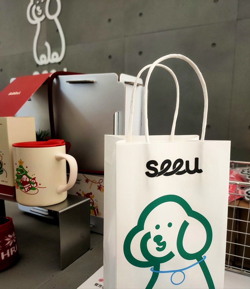 ViFelks4ykc's tweet photo. Tried the new zero-waste café concept today— Ordered plant-based matcha latte in a reusable ceramic cup, got a free upcycled biscuit, and no single-use trash at all. Small steps make big changes, right https://t.co/fTp42zn62c