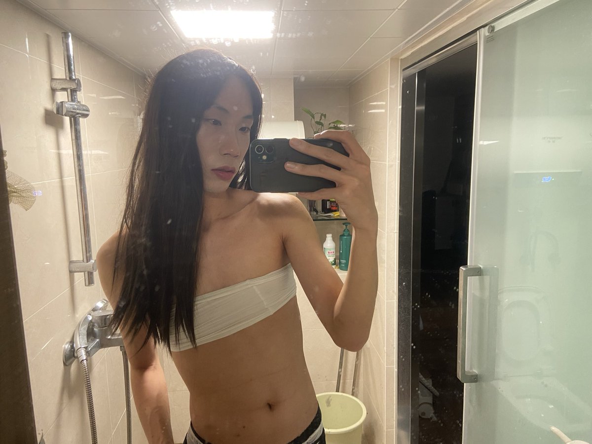 chuqueencd's tweet photo. 想吃🍬 #伪娘 #ts #cd https://t.co/I54zW9k8dZ