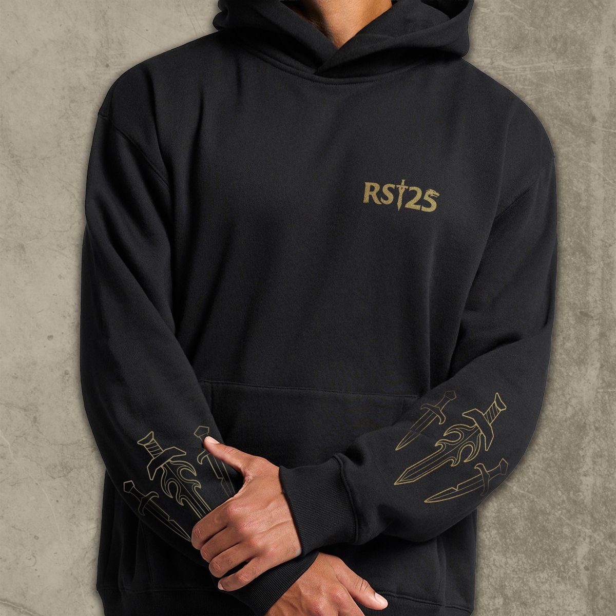 OldSchoolRS's tweet photo. Mark 25 years of RuneScape with a hoodie celebrating iconic blades from all three games! ⚔️

Featuring iconic weaponry such as the: Dragon Scimitar, Godswords, Silverlight, the Drygore Longsword and a Chieftain's Blade

🔗Pre-order now to guarantee your size - https://t.co/fM9D6XyvWn