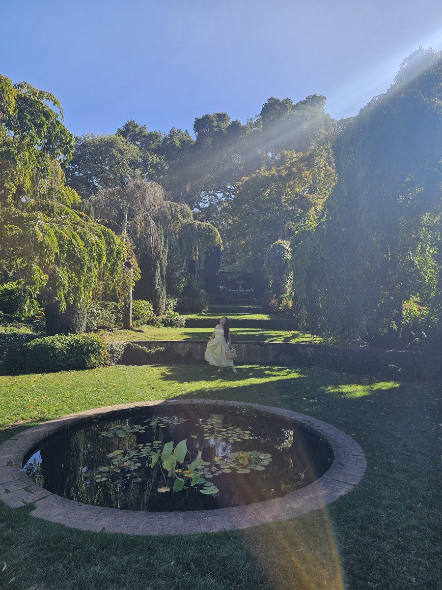 sharahhanna's tweet photo. WE WENT BACK TO FILOLI TODAY DUE AN ART EXHIBITION, I ABSOLUTELY LOVE THIS PROPERTY THAT BY THIS POINT WE SHOULD HAVE GOTTEN A MEMBERSHIP SINCE WE HAVE BEEN GOING FOR THE PAST 10 OR SO YEARS. THEIR GARDENS WERE PATTERNED FROM EUROPE, MASSIVE GROUNDS.
#FILOLI #GARDENS https://t.co/YhF7OkTGzZ