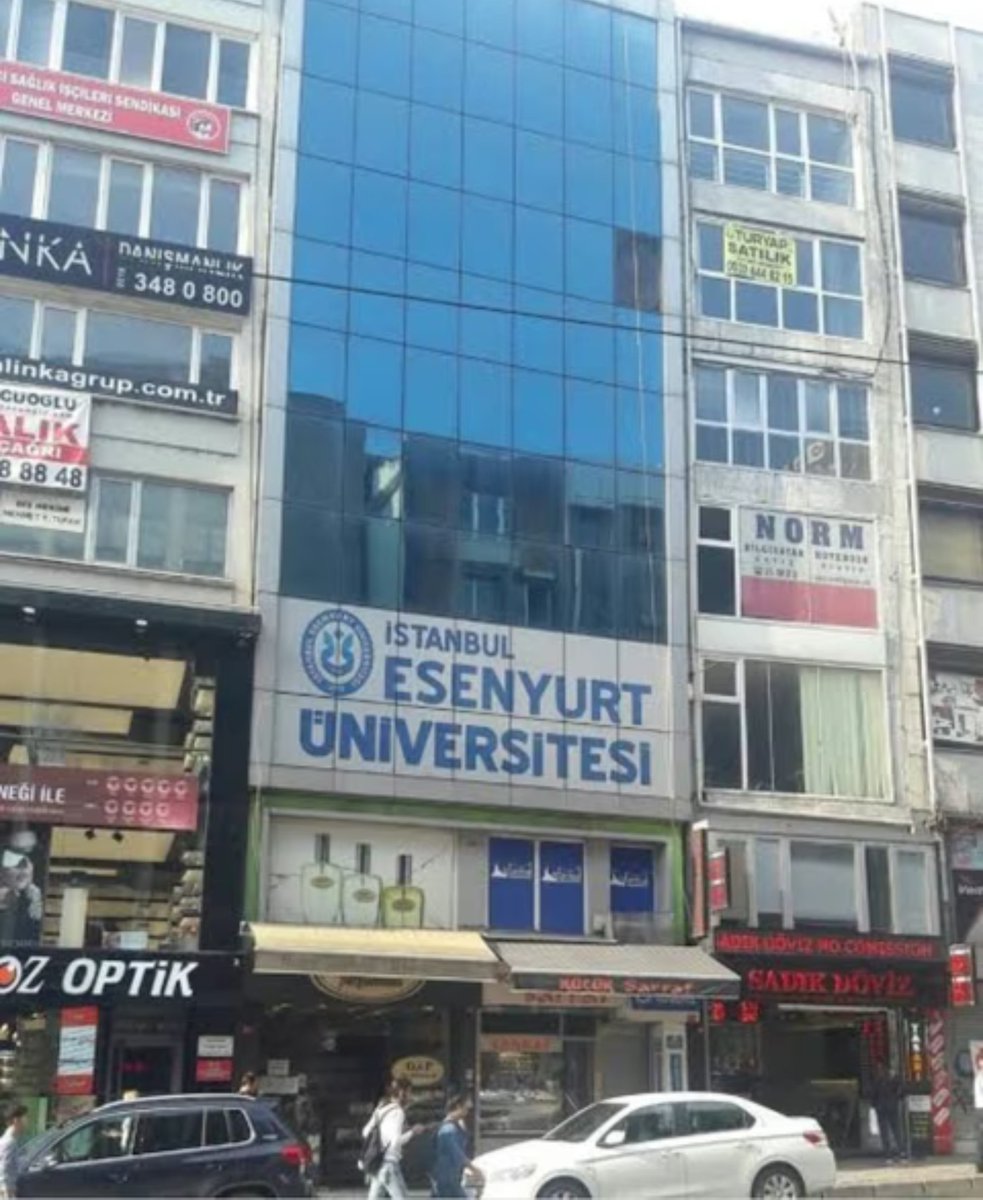 muratsj9's tweet photo. I miss my uni 😭 https://t.co/T9RKFI6XvV