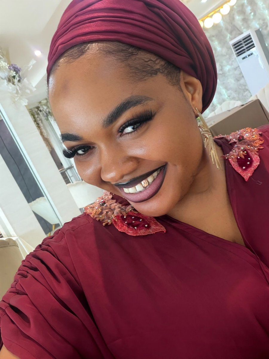 Hassypinky's tweet photo. Yes ….. I’m the most beautiful girl on this X app !🩵

For peace of mind marry an Igala Girl 😂 https://t.co/iGogsEQ595