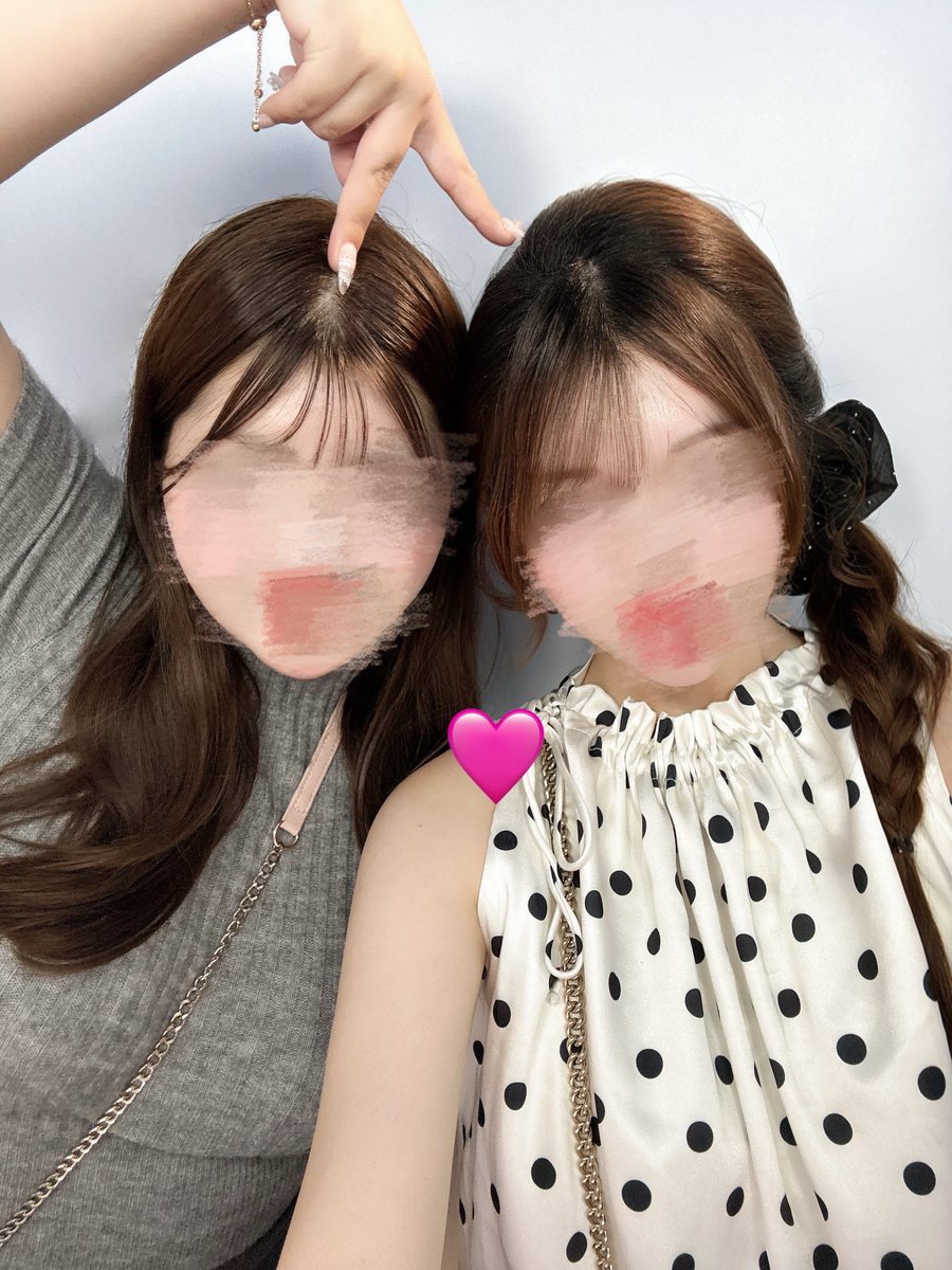 23vi716's tweet photo. #VIVANTイマーシブ 💕2人ともせっかち野郎過ぎてスマホ設定出来ずに進んでったら出口着いて何もせず終わりましたｗｗｗｗｗ🔚次はちゃんとします。りゅせの衣装デカくて噛み付こうかなとか思っちゃった💘VIVANTだいすき💘 https://t.co/5MOFCnAboT