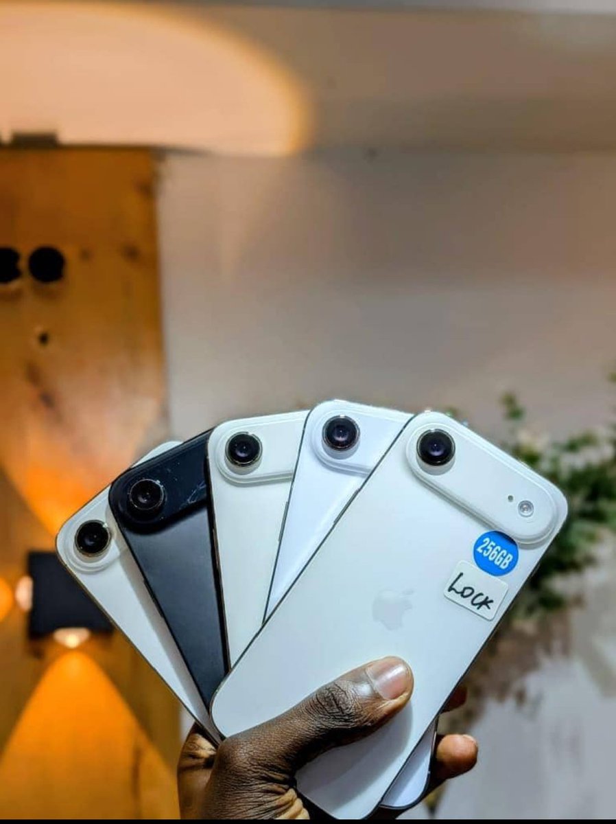 WeirdoBryan150's tweet photo. 17Air 256GB Simlock Available as seen 🤝👇
https://t.co/33kJzXo1RP https://t.co/xdCWUwx8CR