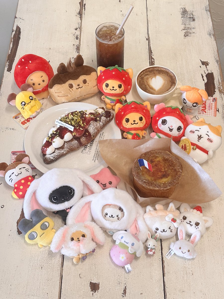 i_wishwish's tweet photo. 딸기 파티🍓 https://t.co/JrJagg78HR