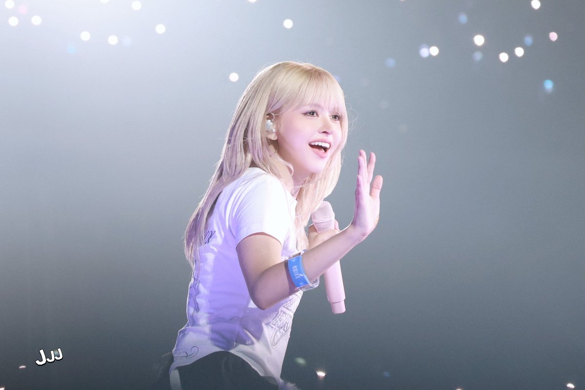 dwxay_lfg's tweet photo. 진짜 고냥 GORGEOUS하다 라는 말밖에 안 나옴.. https://t.co/DncC82awvR