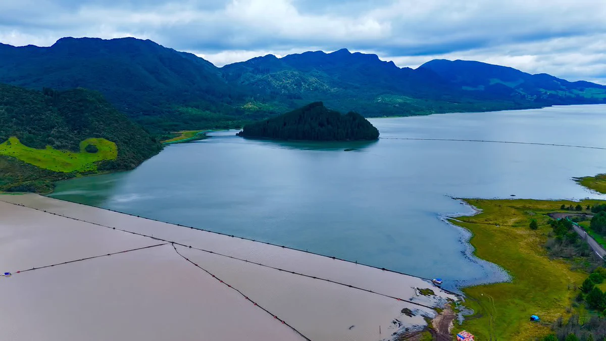 CAR Cundinamarca on X: "664.000 m³ de sedimentos menos en el embalse de El  Neusa. 💧 Con esta intervención recuperamos capacidad de almacenamiento y  fortalecemos la seguridad hídrica de Bogotá y la