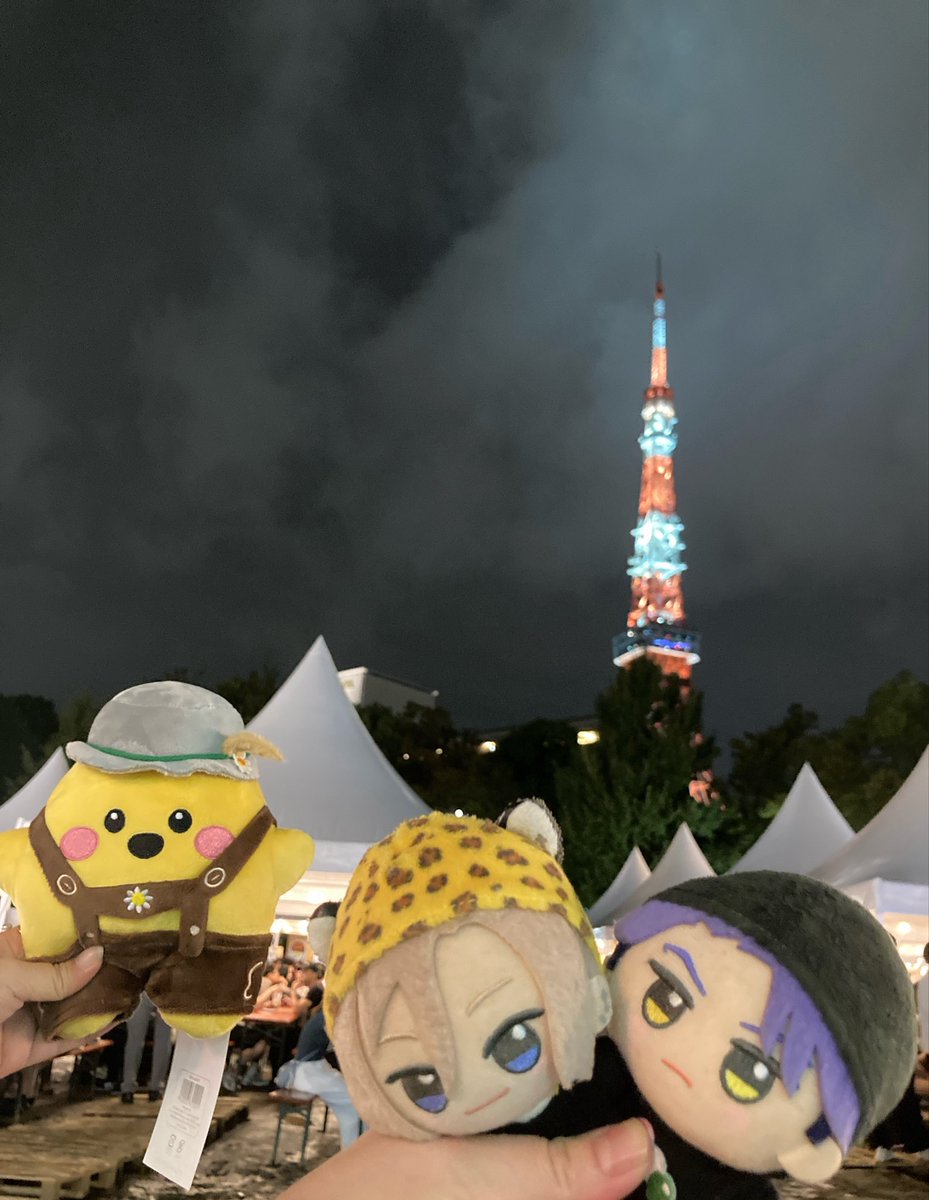 muu_munch's tweet photo. 雨でむりかもーって思ってたオクトーバーフェスト、無事雨回避できて𝐇𝐀𝐏𝐏𝐘✨️
めちゃくちゃ楽しすぎた〜🥳 https://t.co/dLbarwQwAq