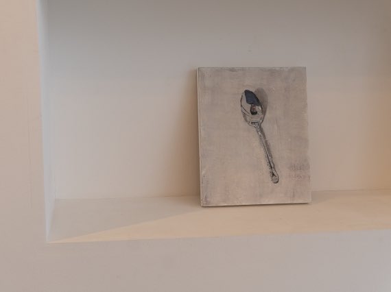 huaiyaa's tweet photo. 個展20日まで開催中です。
絵肌を肉眼で絶対見に来てください！

岩切海星《STARTURN》
📍hug for_.  鎌倉駅徒歩5分🚶
入場無料/11:30-18:00
（最終日のみ16時まで） https://t.co/NyCAYRATla