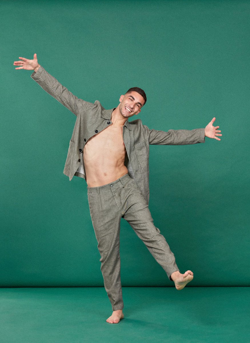 spllcaster's tweet photo. it's the way he looks so hot and silly in this photoshoot https://t.co/LxaCAMipaQ