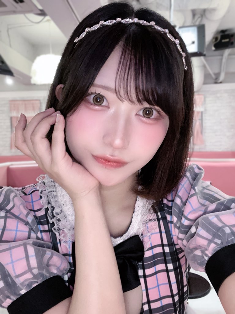 cham_tky_ten's tweet photo. 本当に歯が痛いから明日歯医者さん https://t.co/bqGIIxqMkH