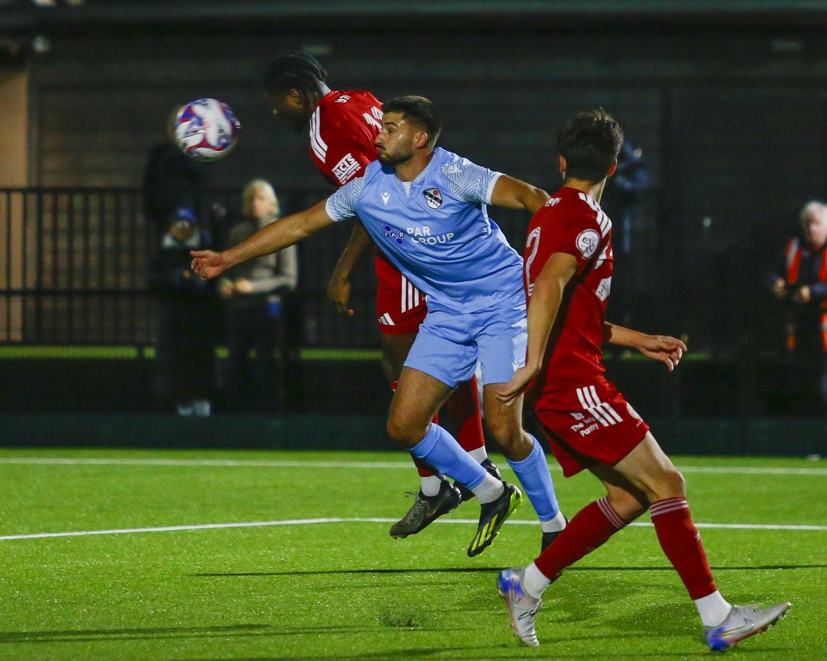 CharnockFC's tweet photo. 🗞️ MATCH REPORT | A Jordan Darr, first half goal, brings home all three points on the road.

Read @TomRobMedia’s summary of our 1-0 win against @AFCLiverpool below:

https://t.co/drYzpTQJAZ

#GreenArmy 💚 | 📸 @sjt_photos https://t.co/YwshbxQJff