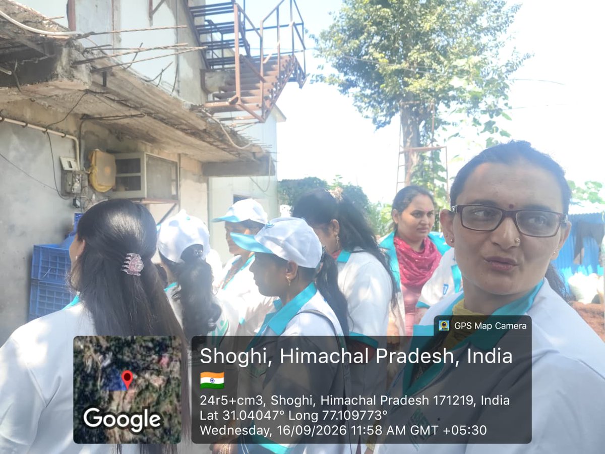 OfficialRSETI's tweet photo. #RSETI Shimla organized a field visit on 16.9.2026 for trainees of the Mushroom Cultivation Batch to Shoghi, Puwara, offering hands-on exposure to mushroom farming. 

#RSETIShimla #MushroomCultivation #SkillIndia #FieldVisit https://t.co/OsWUahNsJr