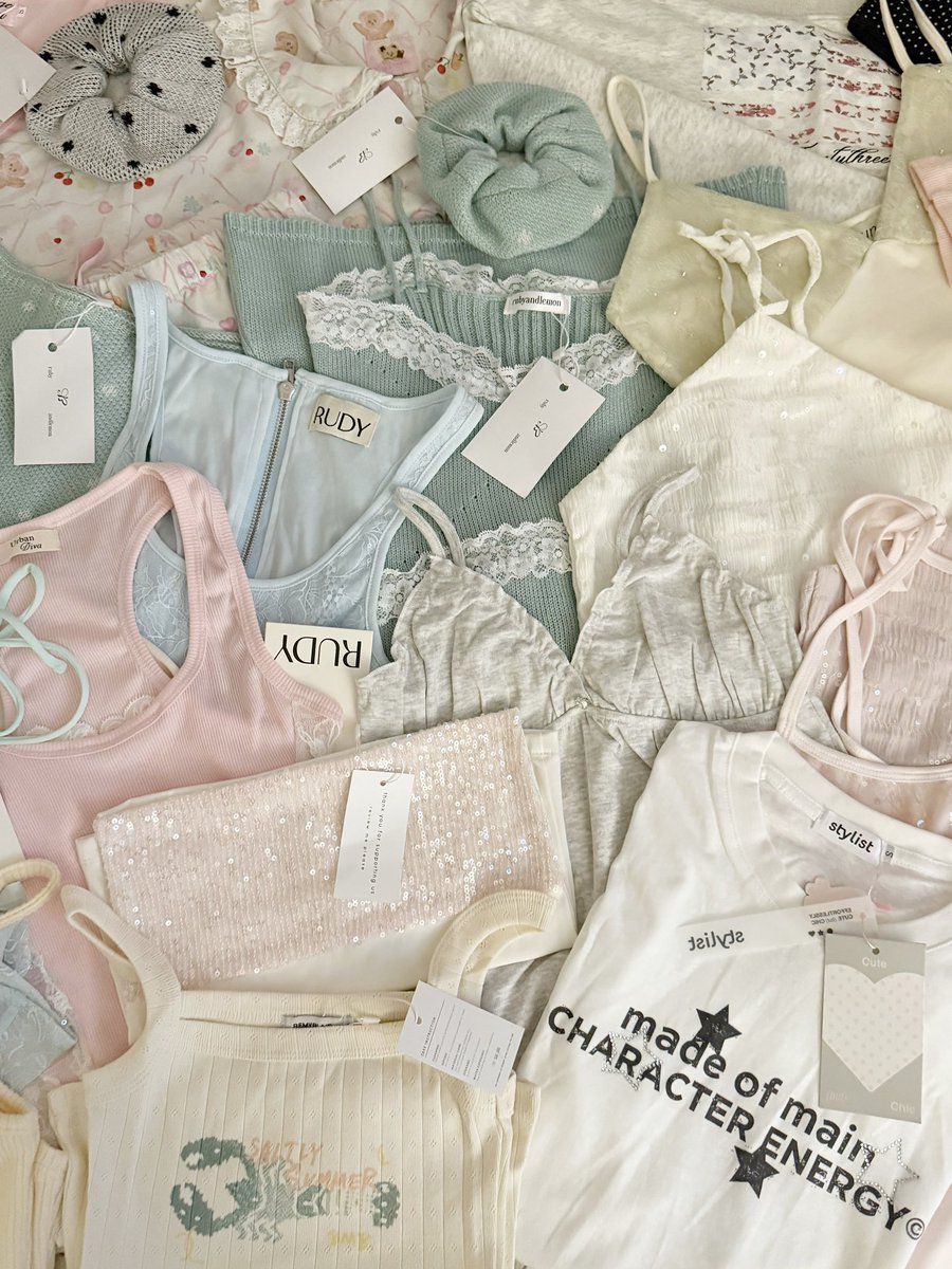 usedbylmys's tweet photo. post 17sep 17:00 ❄️🎀
shipping 50b

#ส่งต่อserlyn #ส่งต่อduex
#serlyn #ส่งต่อbrandymelville #ส่งต่อgigi #ส่งต่อams #ส่งต่อhearteyes #ส่งต่อrudyyco #ส่งต่อhejbonnie #ส่งต่อbemyblair #ส่งต่อrubyandlemon #ส่งต่อcintage #ส่งต่อstylist 
#ส่งต่อlarobe8 #ส่งต่อshewearbkk https://t.co/tHZg4ekfk6