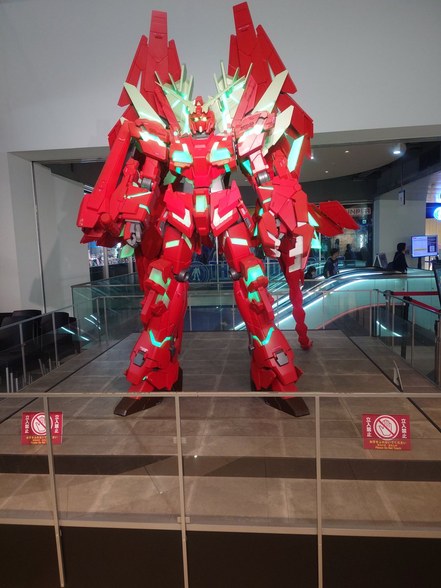 m0_m0_kan's tweet photo. これなにガンダム？(そもそもガンダム？) https://t.co/qOEggD1rOx